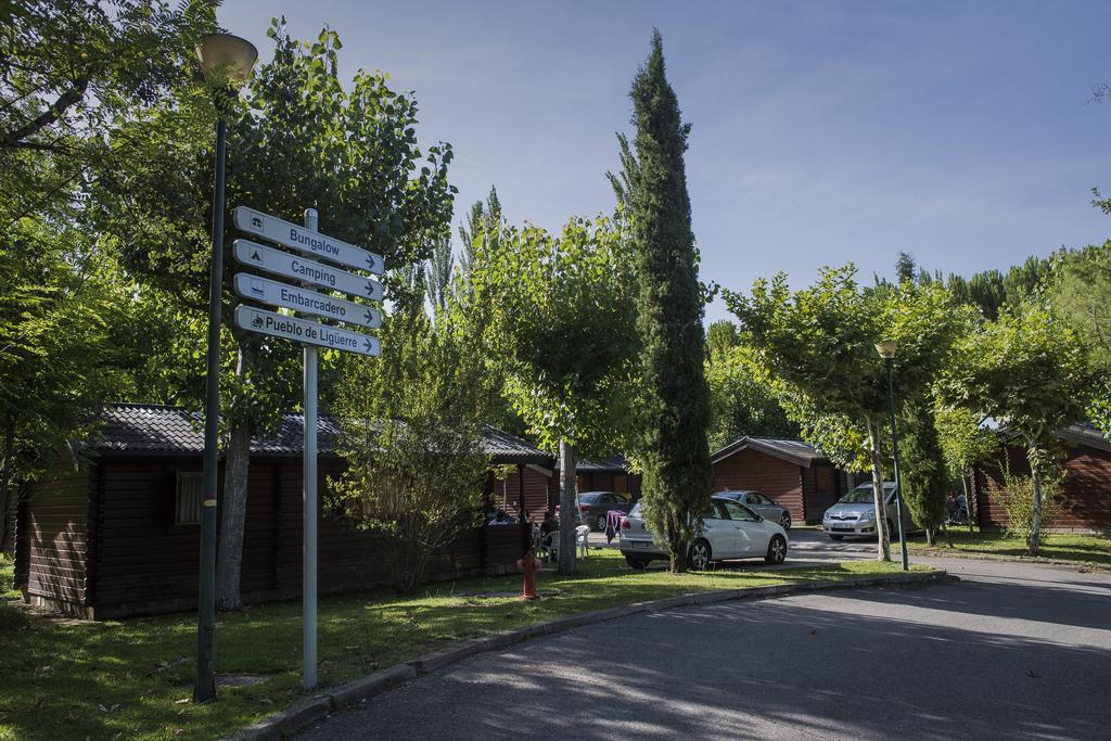 Camping & Bungalows Ligueerre De Cinca Buitenkant foto