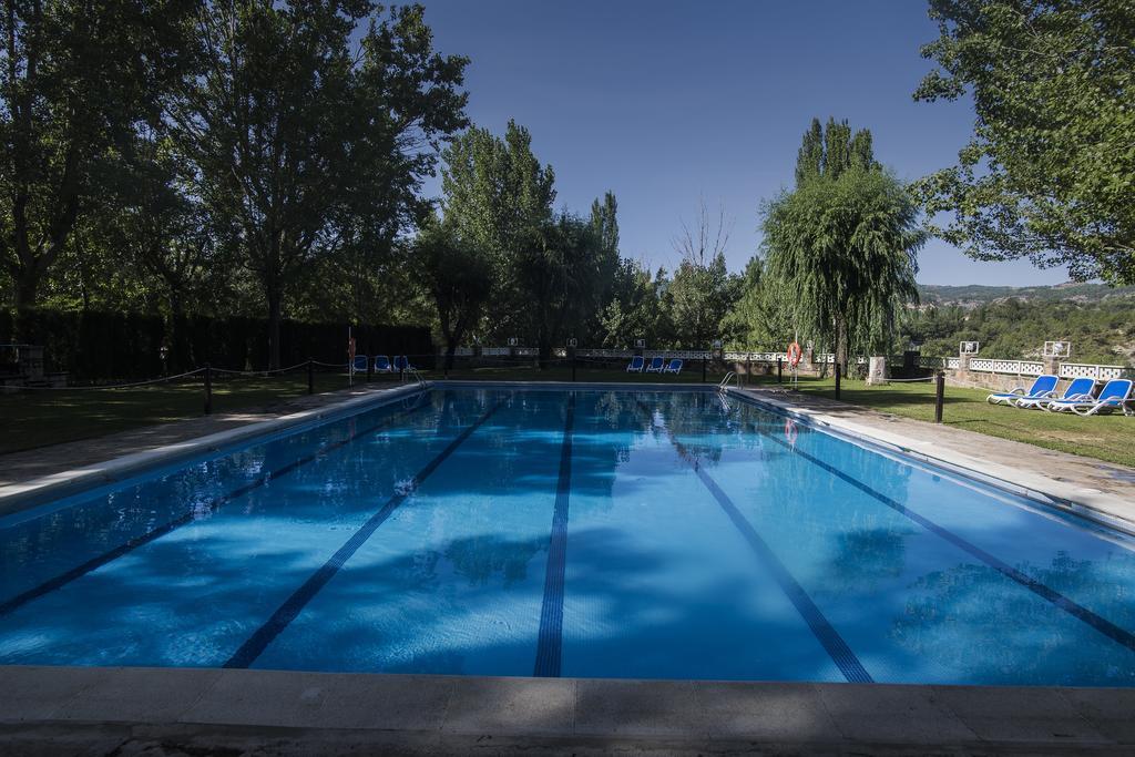 Camping & Bungalows Ligueerre De Cinca Buitenkant foto