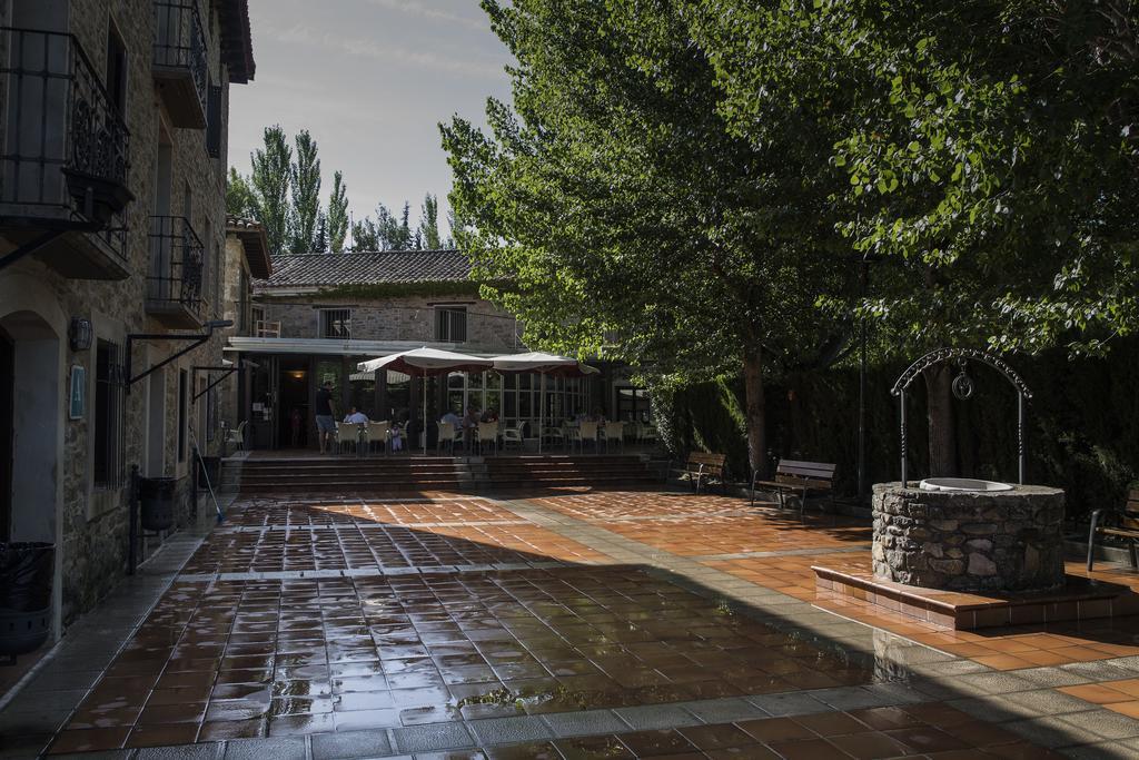 Camping & Bungalows Ligueerre De Cinca Buitenkant foto