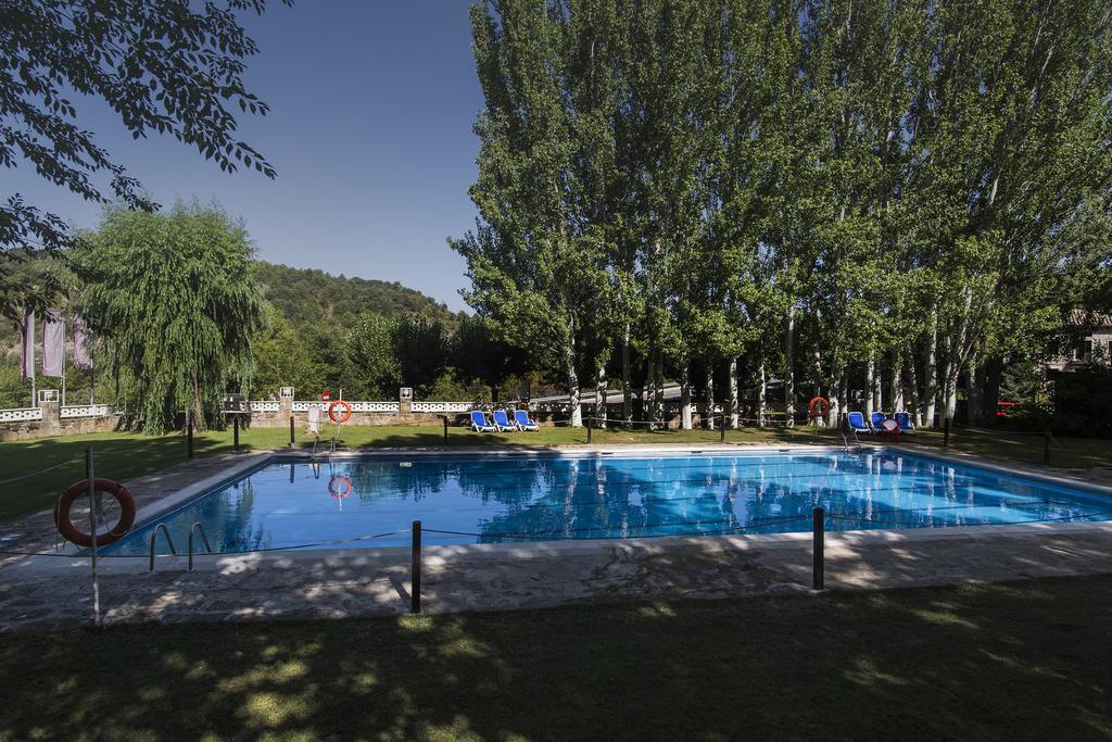 Camping & Bungalows Ligueerre De Cinca Buitenkant foto