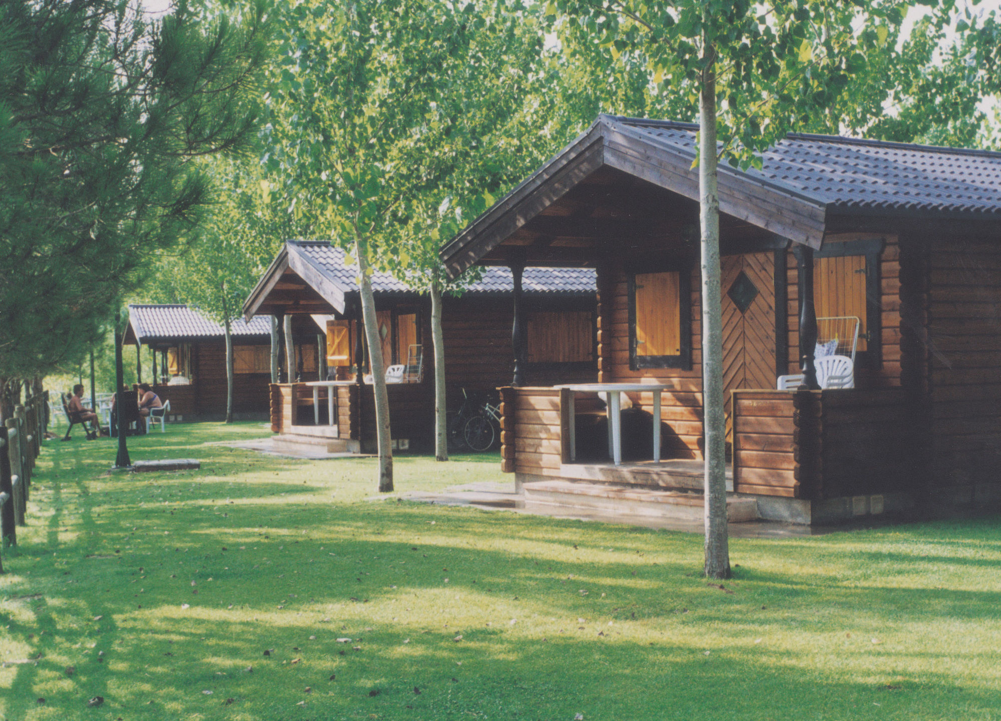 Camping & Bungalows Ligueerre De Cinca Buitenkant foto